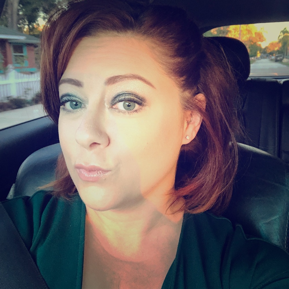 Meet your Posher, Jasmine